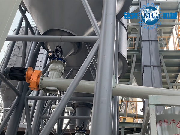 ����ݔ�͙C(j��)�x�͕r(sh��)��(y��ng)ע������(xi��ng)