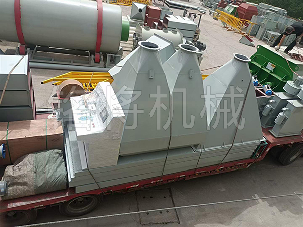 4���p�S�������b���a(ch��n)���l(f��)��ɽ���x��